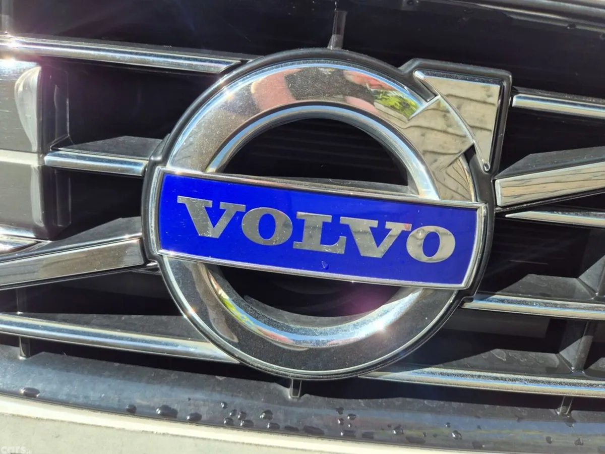 Volvo V60 Estate, Diesel, 2017, White