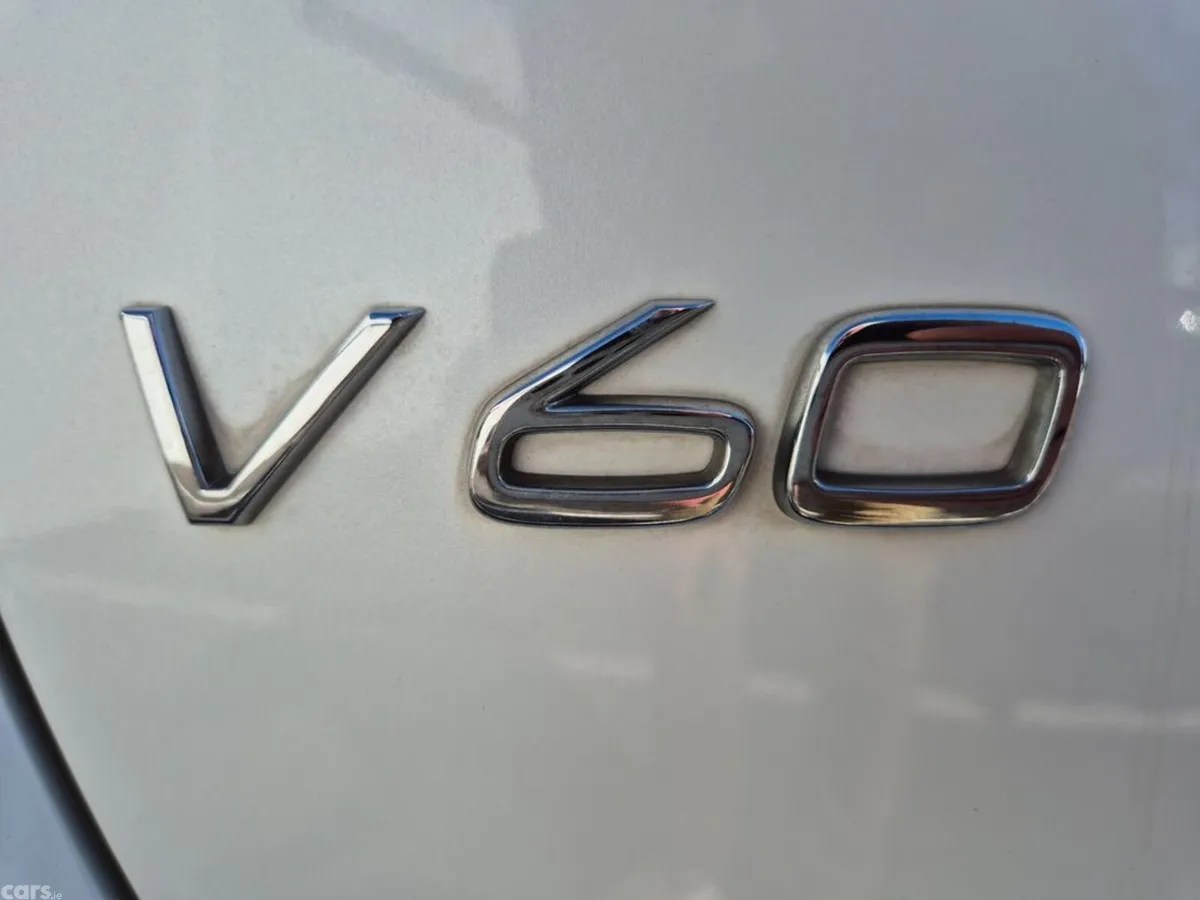 Volvo V60 Estate, Diesel, 2017, White