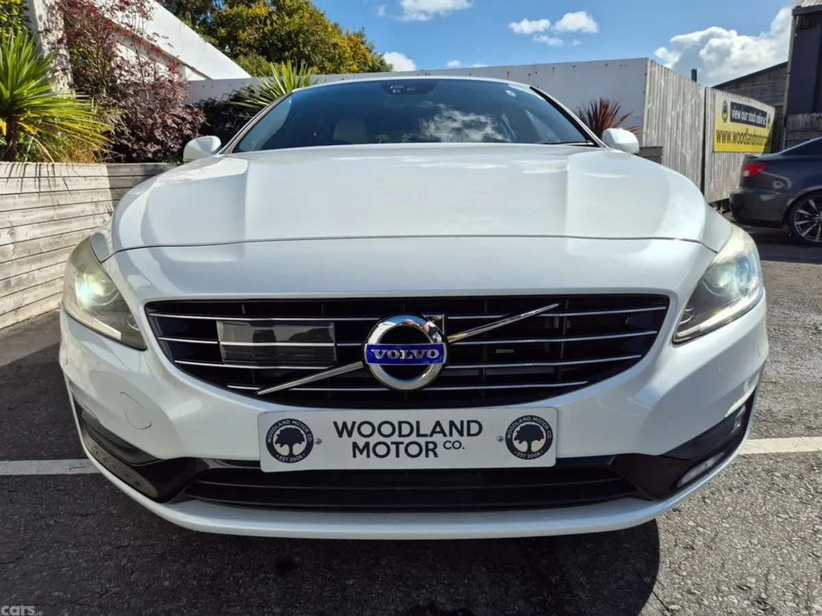 Volvo V60 Estate, Diesel, 2017, White