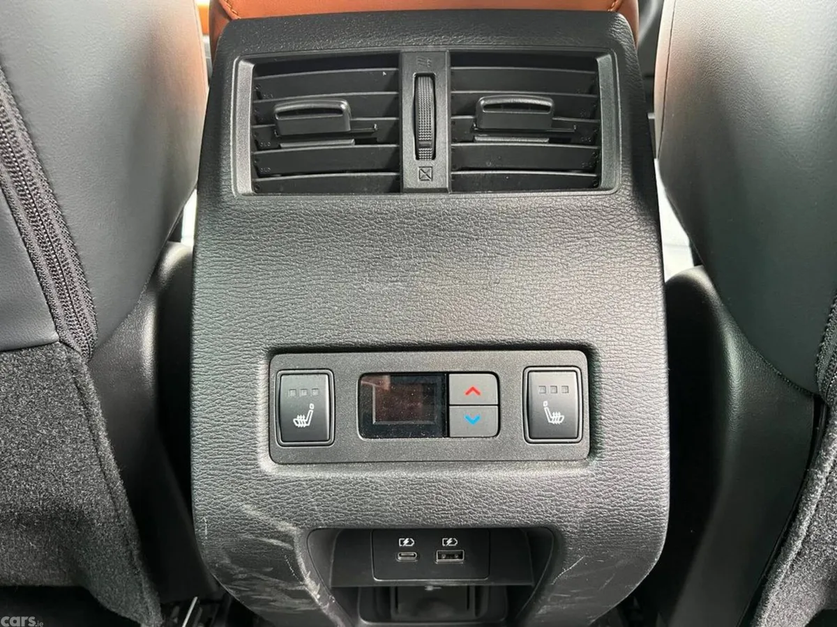 Mitsubishi Outlander SUV, Petrol Hybrid, 2022, Grey