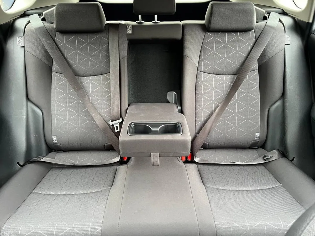 Toyota RAV4 SUV, Petrol Hybrid, 2022, Black
