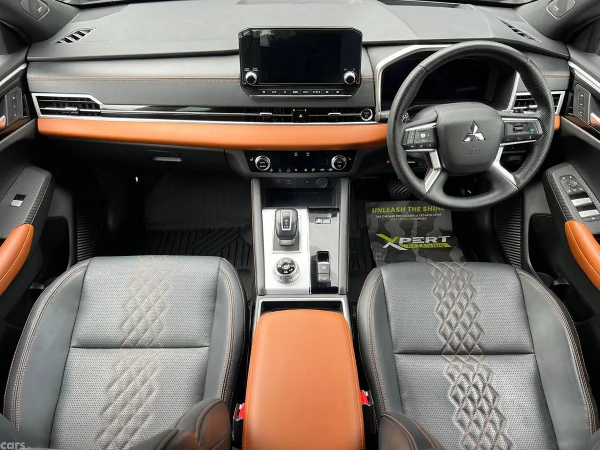 Mitsubishi Outlander SUV, Petrol Hybrid, 2022, Grey