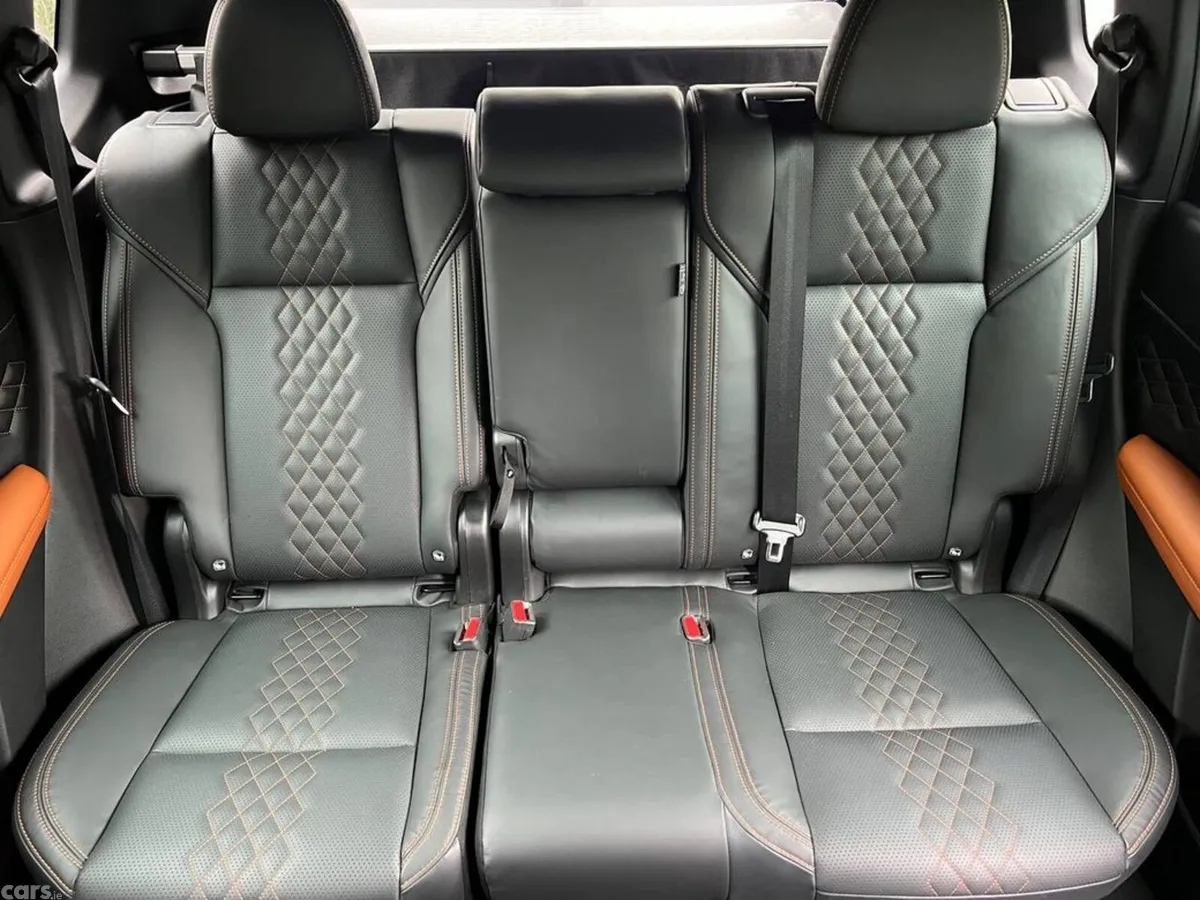 Mitsubishi Outlander SUV, Petrol Hybrid, 2022, Grey
