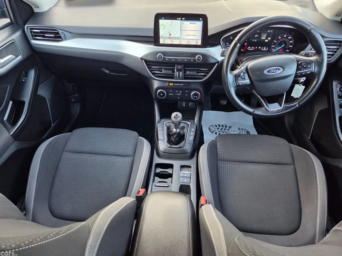 Ford Focus Hatchback, Diesel, 2019, Blue