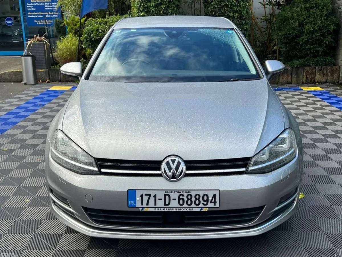 Volkswagen Golf Hatchback, Petrol, 2017, Silver