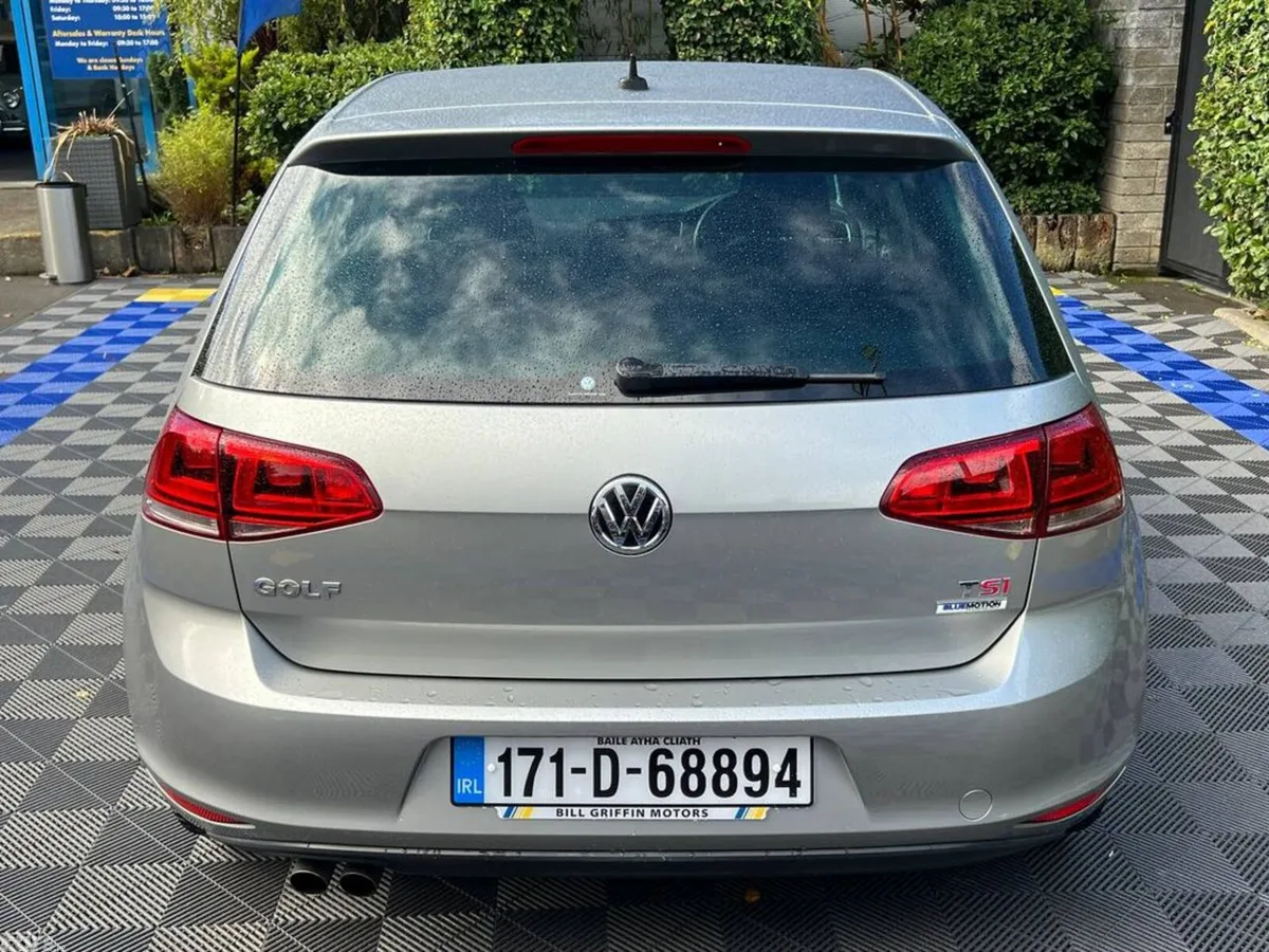 Volkswagen Golf Hatchback, Petrol, 2017, Silver