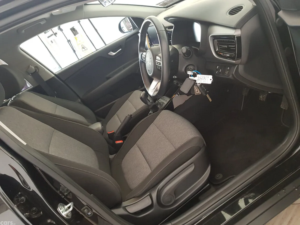Kia Stonic Estate, Petrol, 2024, Black