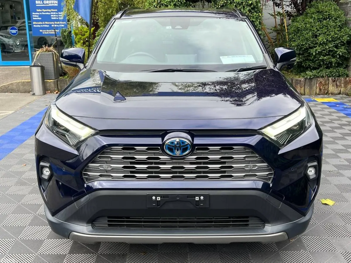 Toyota RAV4 SUV, Petrol Hybrid, 2022, Blue