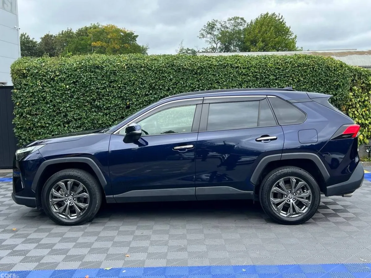 Toyota RAV4 SUV, Petrol Hybrid, 2022, Blue