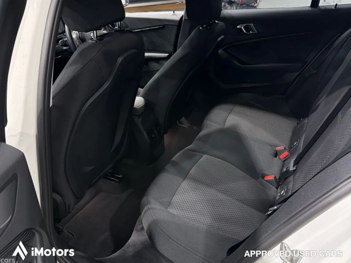BMW 1-Series Hatchback, Diesel, 2022, White