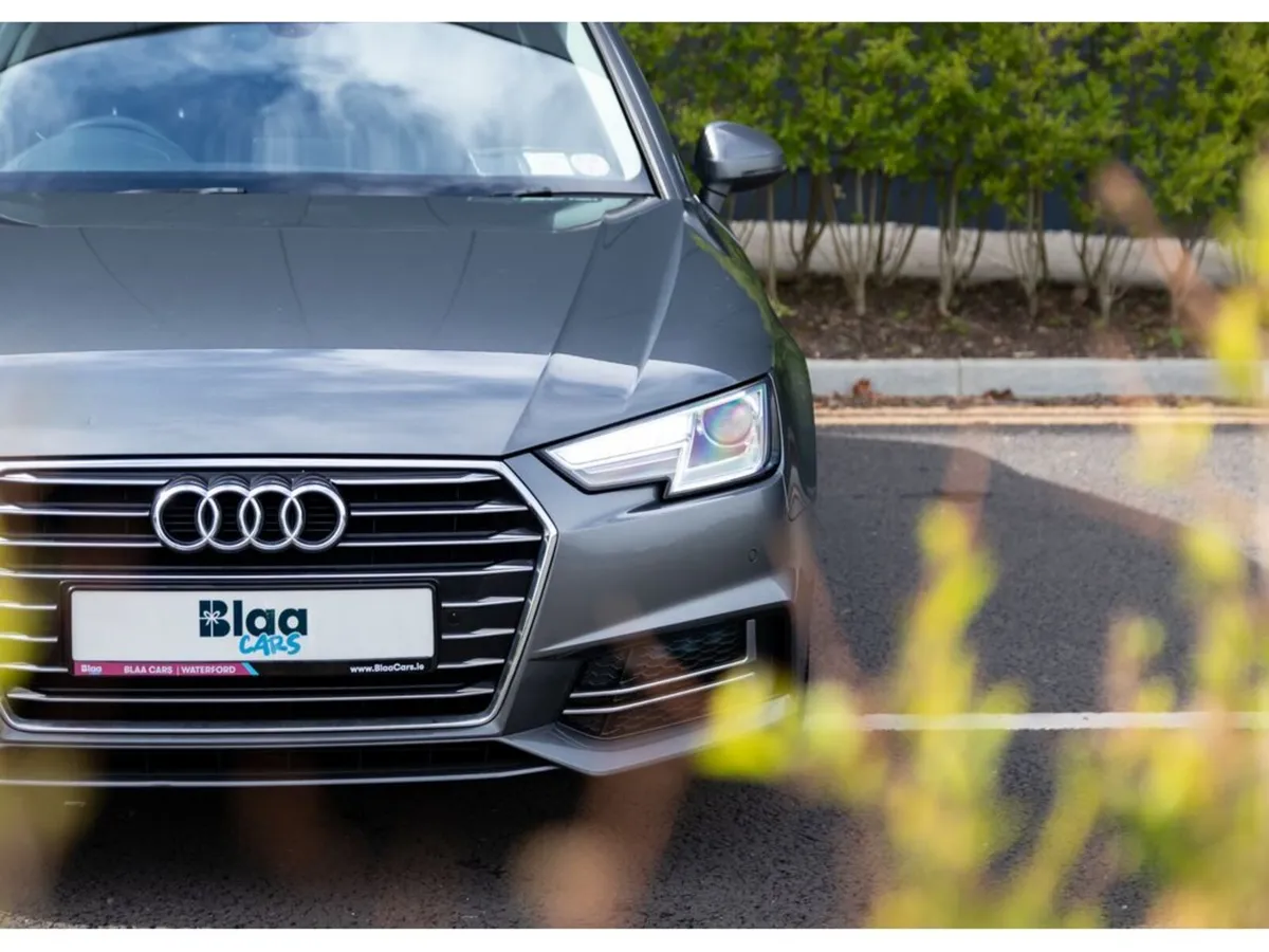 Audi A4 Saloon, Diesel, 2019, Grey
