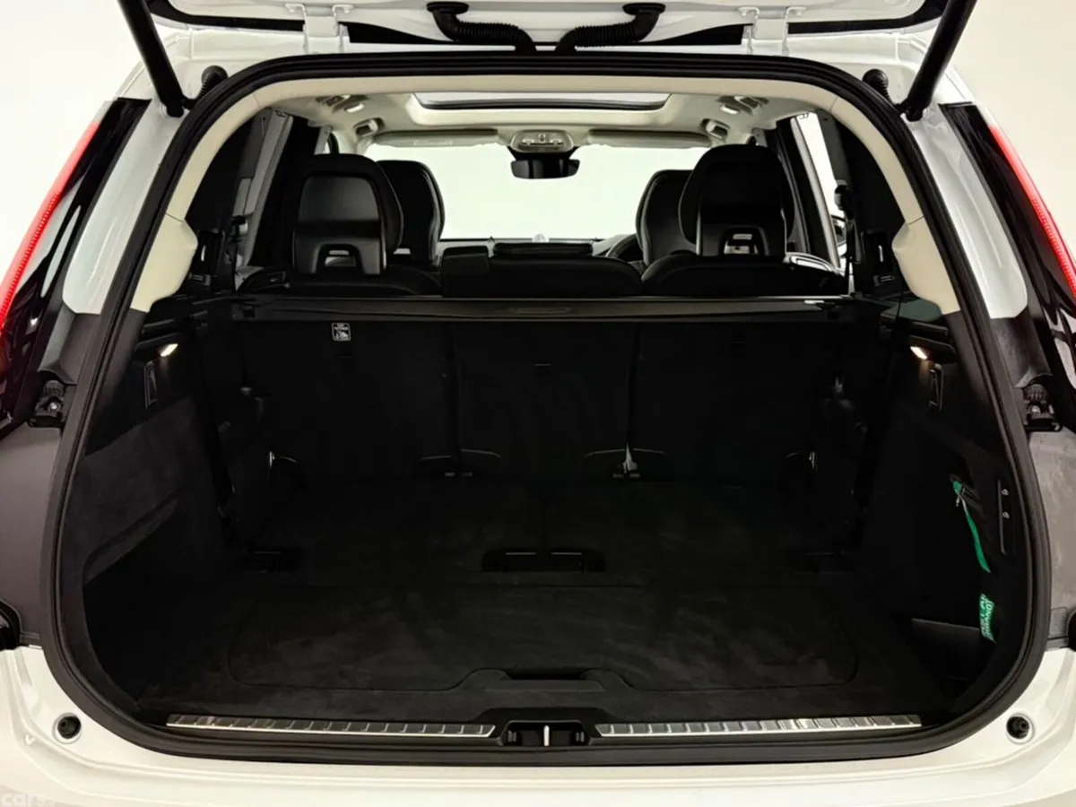 Volvo XC90 SUV, Petrol Plug-in Hybrid, 2026, White