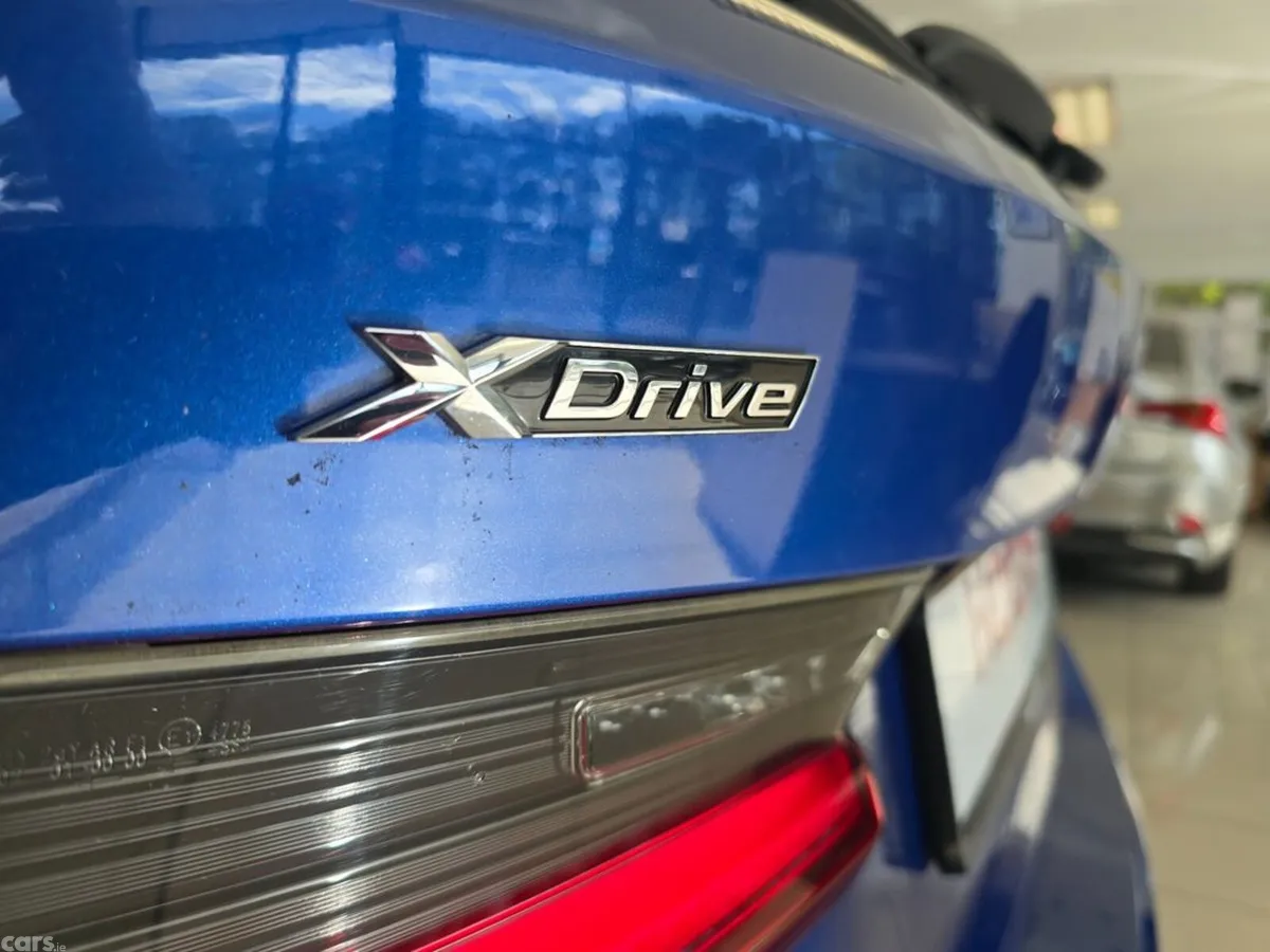 BMW 3-Series Estate, Petrol Plug-in Hybrid, 2022, Blue