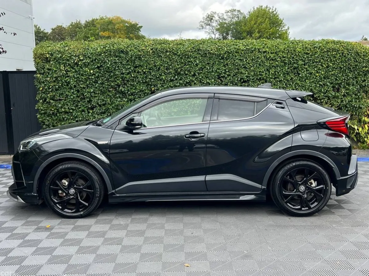 Toyota C-HR SUV, Petrol Hybrid, 2021, Black