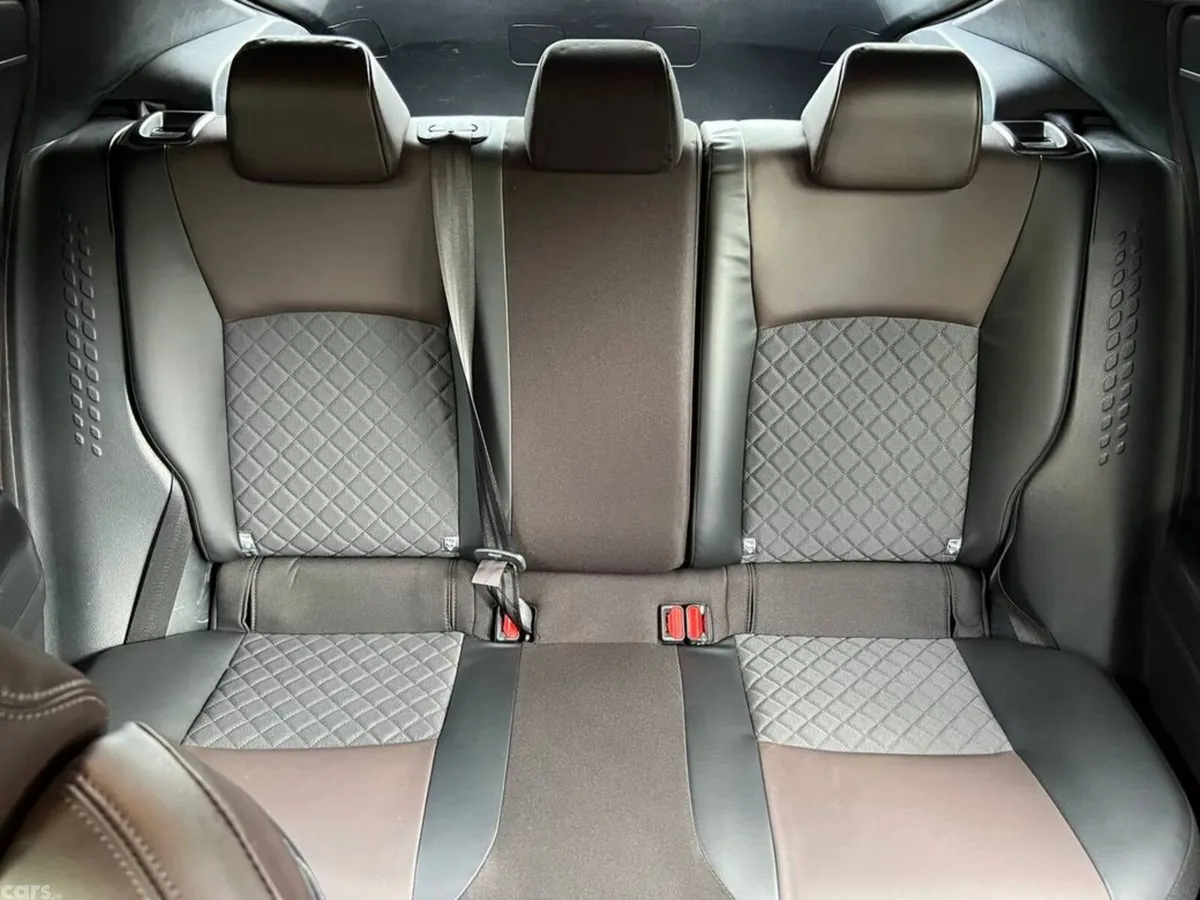 Toyota C-HR SUV, Petrol Hybrid, 2019, Orange