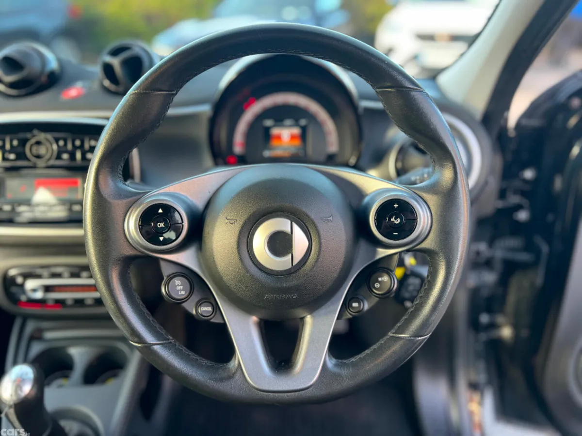 Smart Forfour Hatchback, Petrol, 2017, Black
