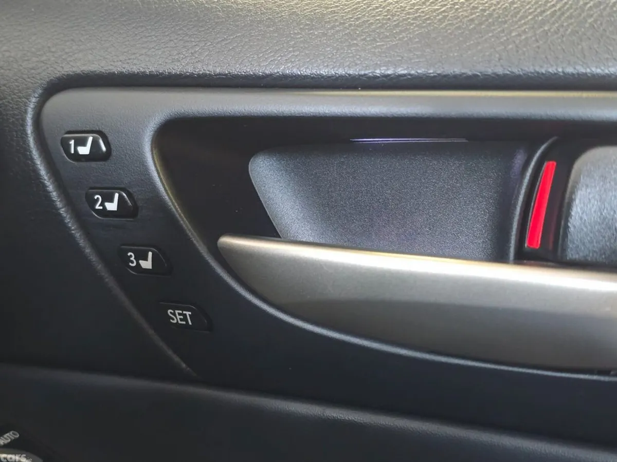 Lexus IS Saloon, Petrol Hybrid, 2019, Black