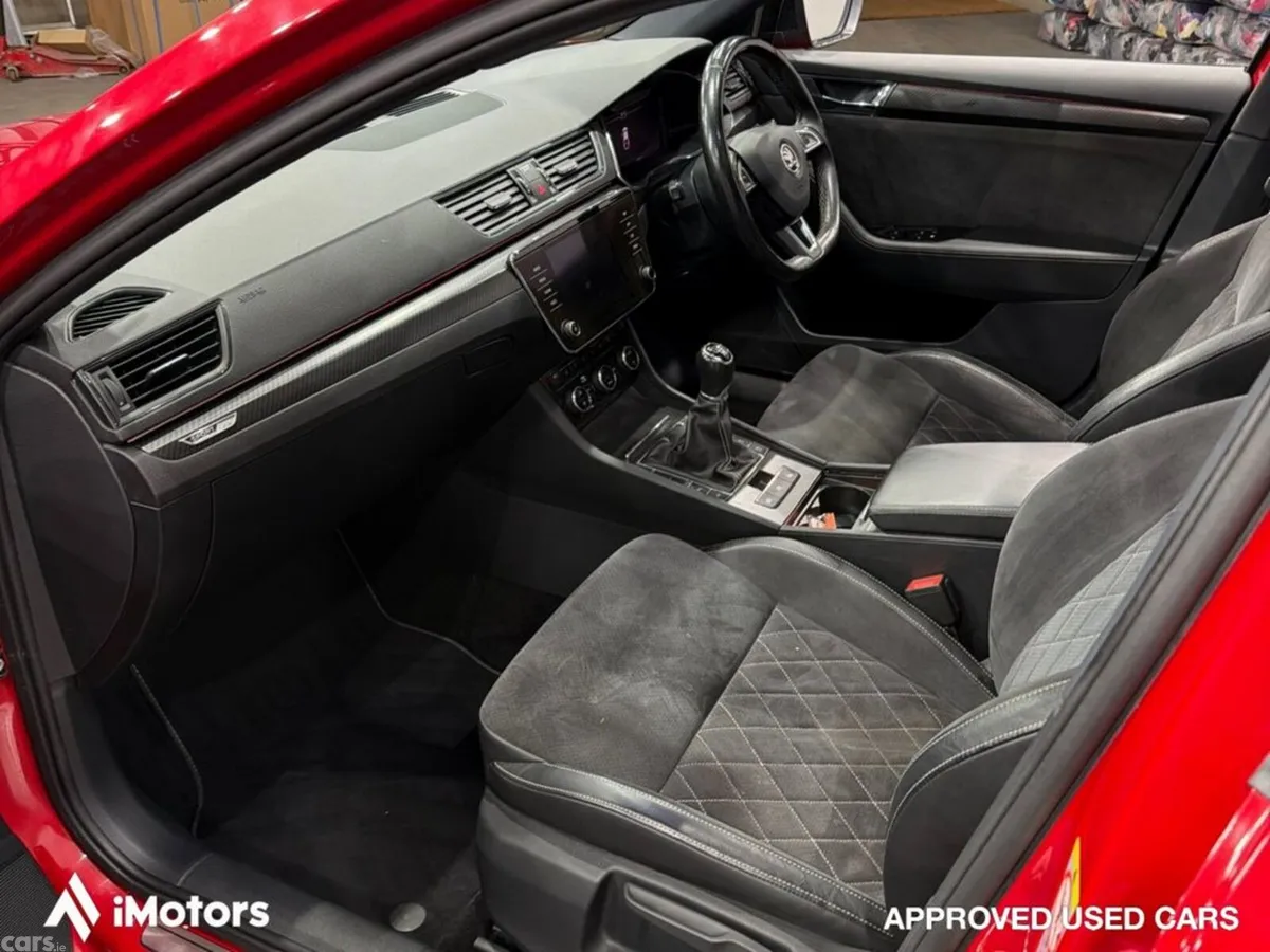 Skoda Superb Saloon, Diesel, 2021, Red