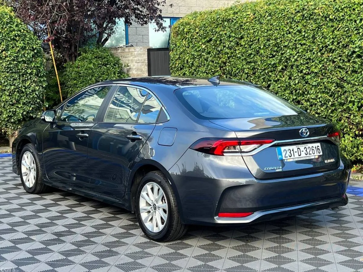 Toyota Corolla Saloon, Petrol Hybrid, 2023, Grey