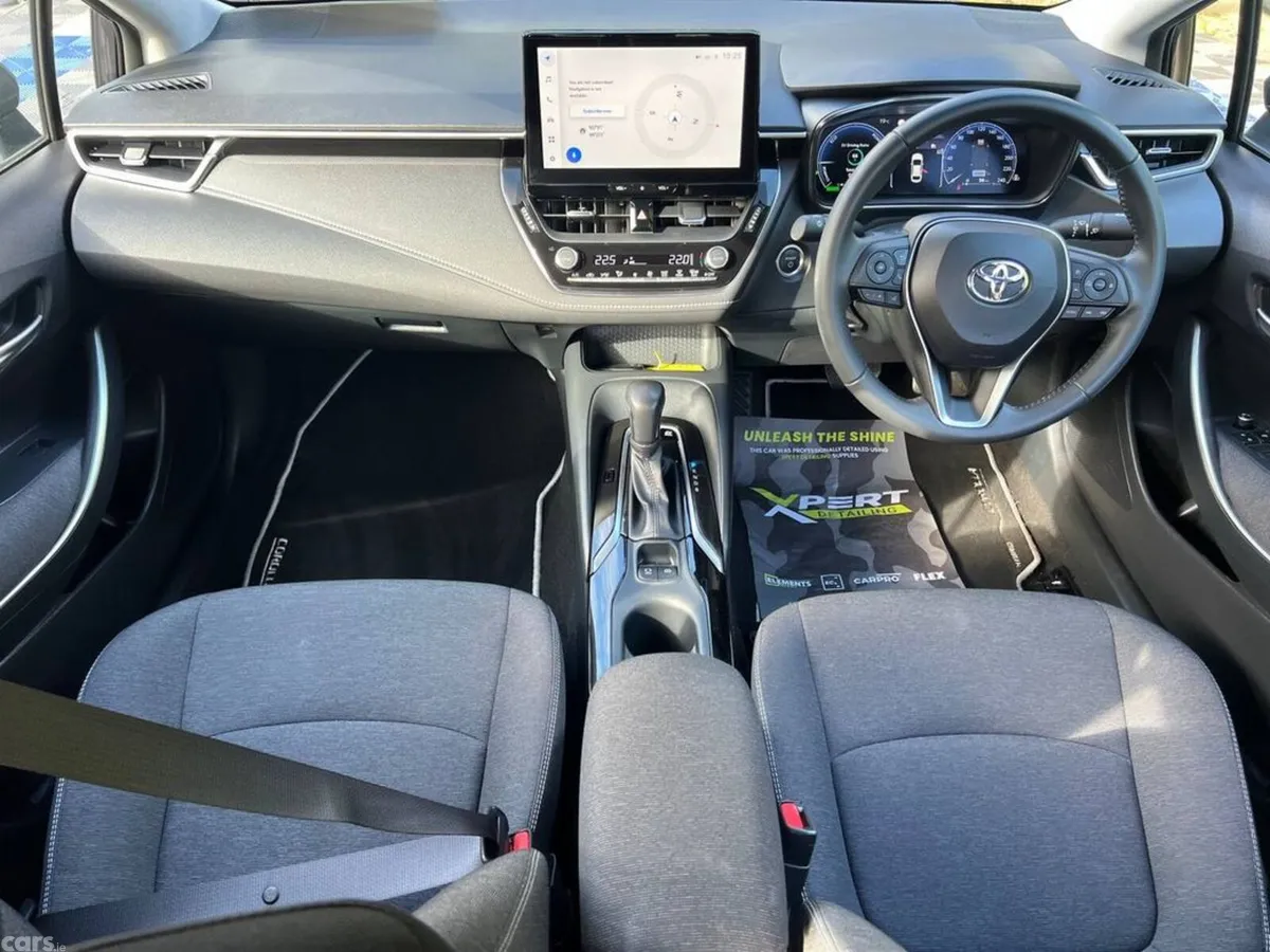 Toyota Corolla Saloon, Petrol Hybrid, 2023, Grey
