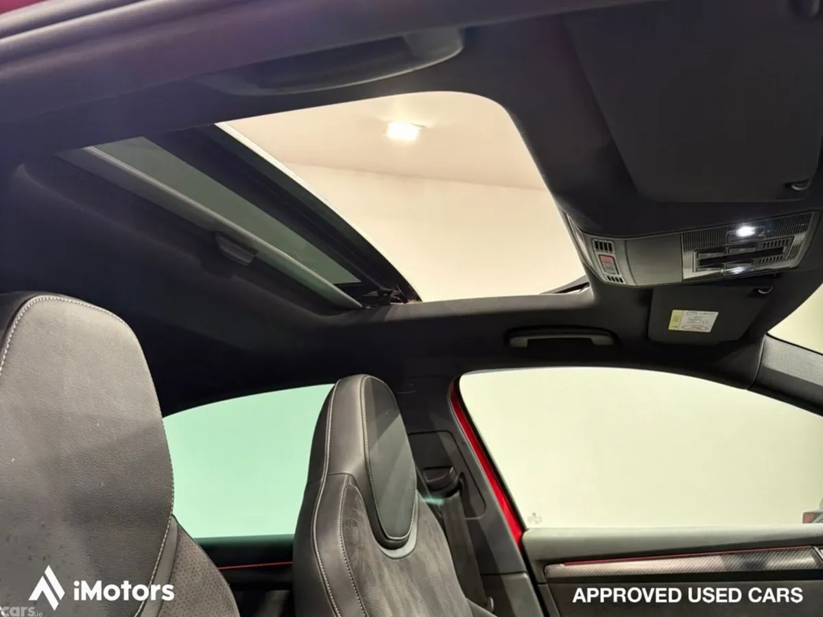 Skoda Superb Saloon, Diesel, 2021, Red