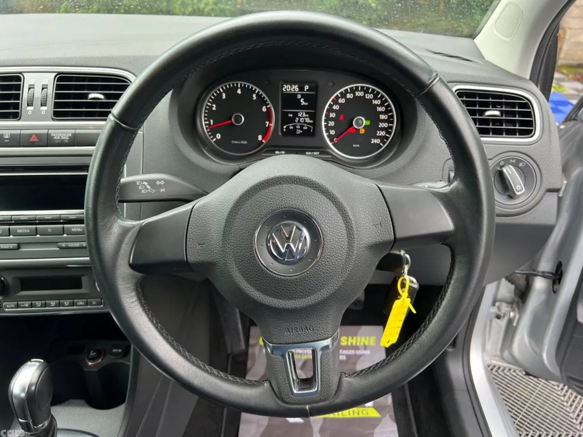 Volkswagen Polo Hatchback, Petrol, 2014, Silver