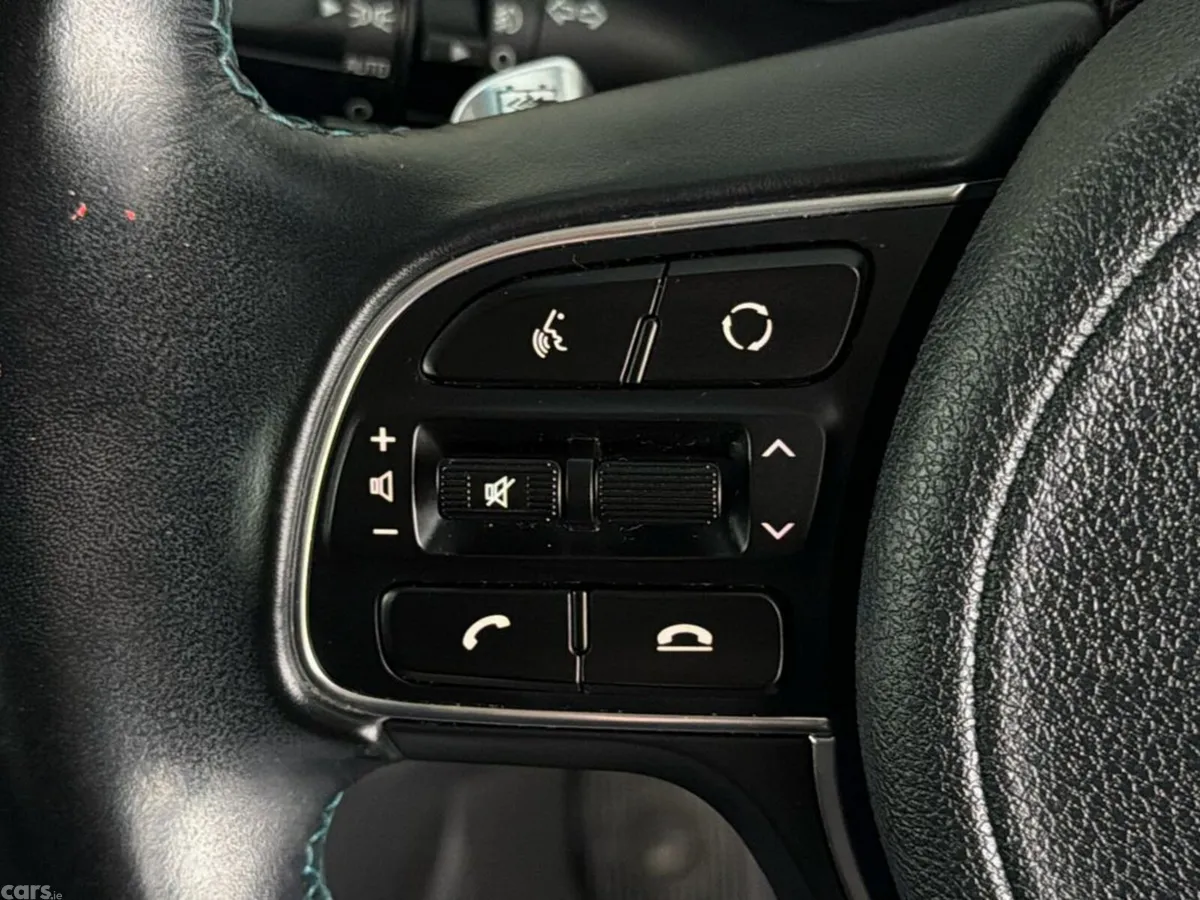 Kia Niro Hatchback, Electric, 2022, Blue