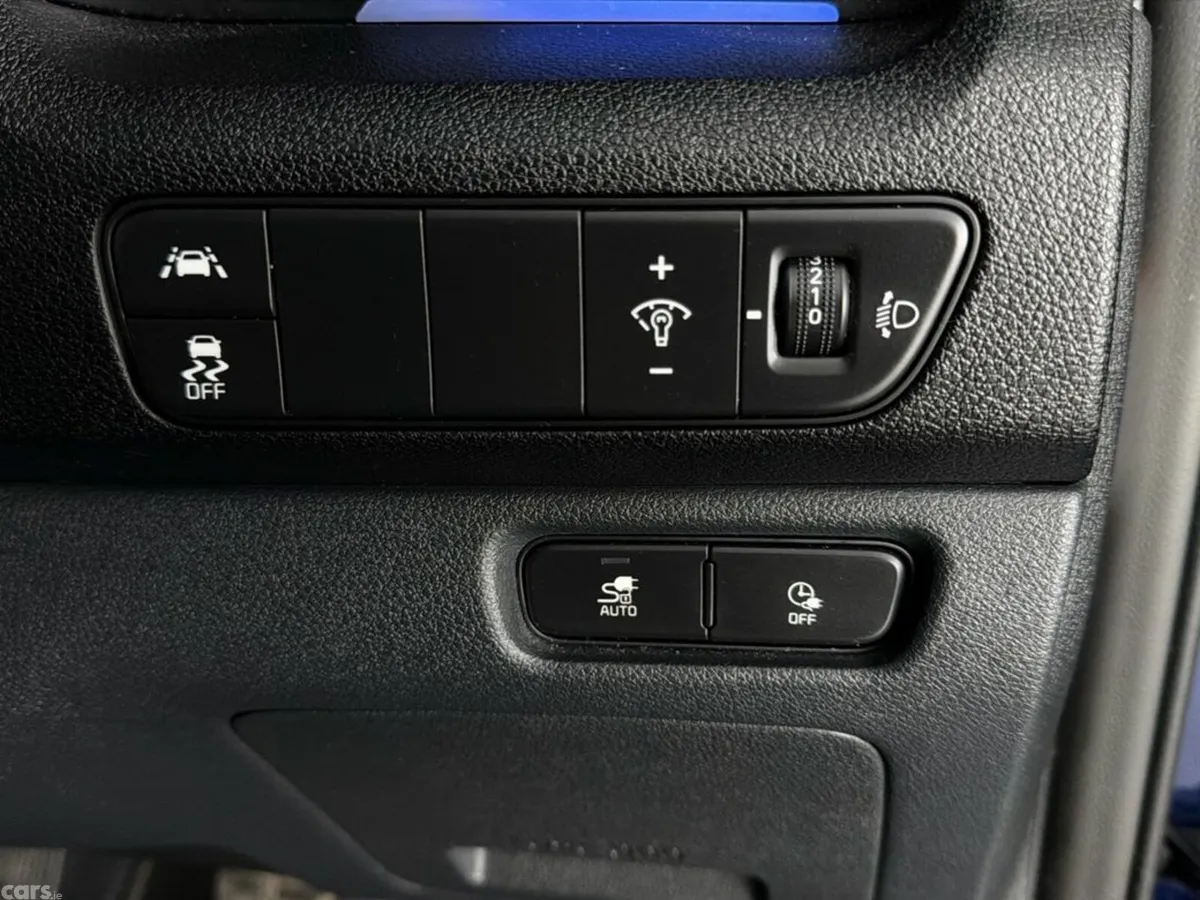 Kia Niro Hatchback, Electric, 2022, Blue