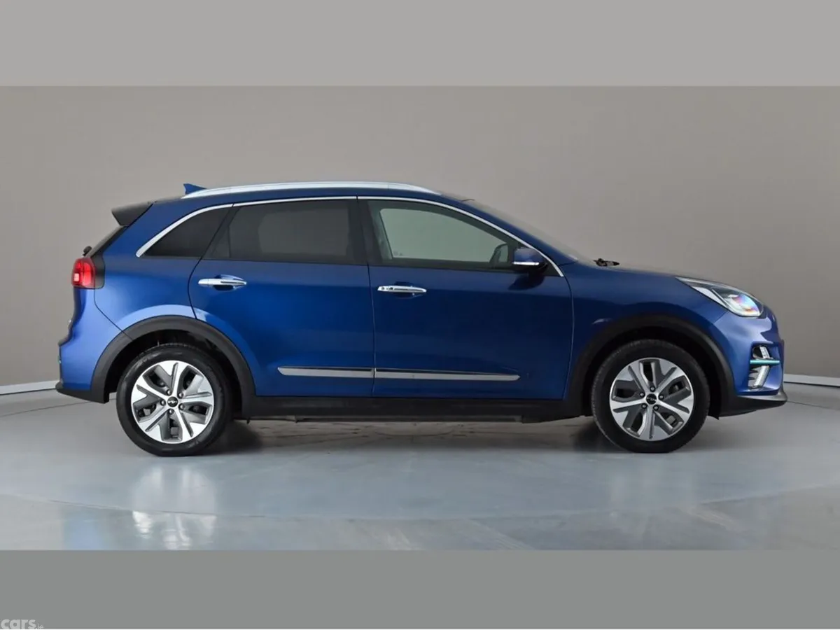 Kia Niro Hatchback, Electric, 2022, Blue