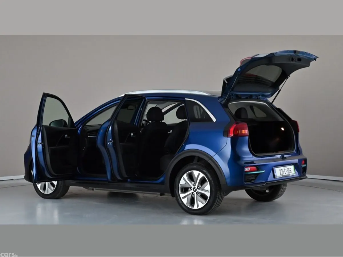 Kia Niro Hatchback, Electric, 2022, Blue