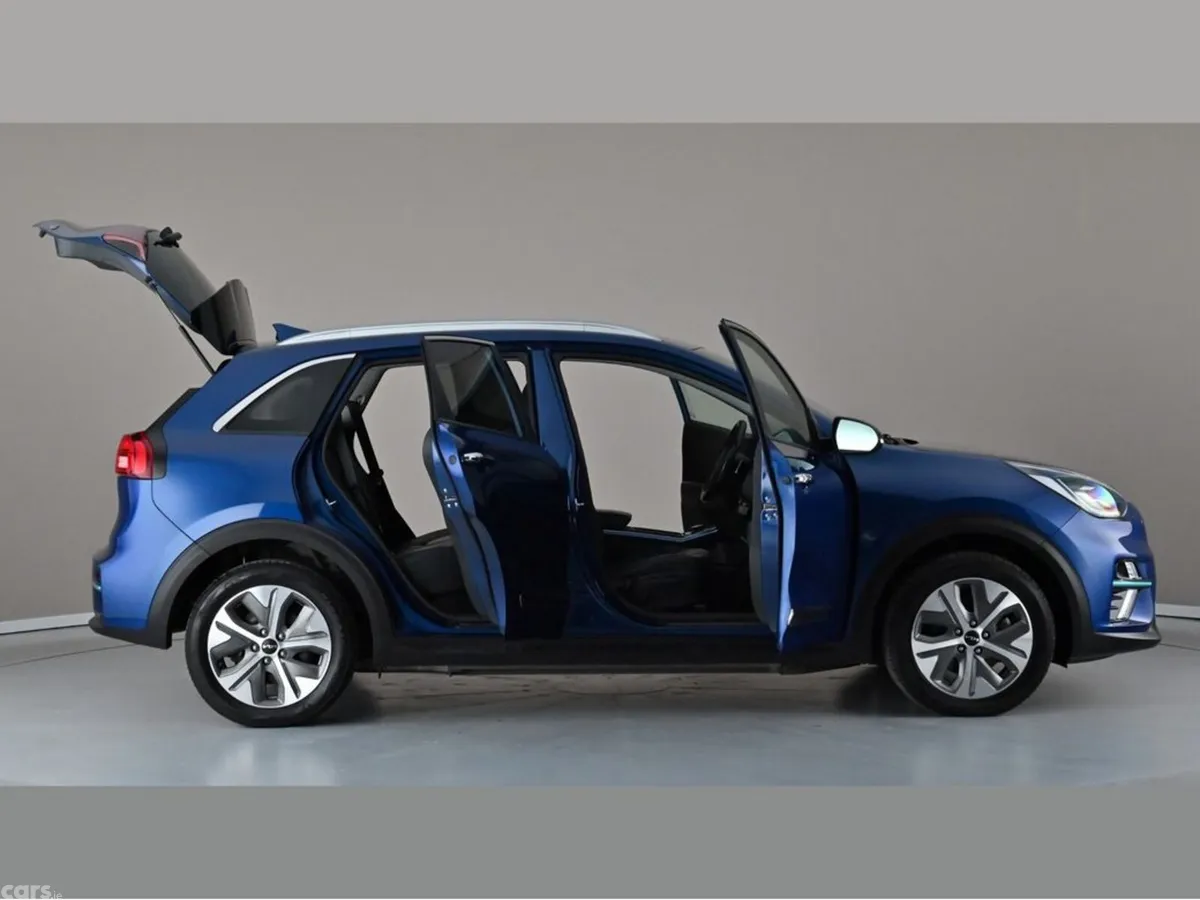 Kia Niro Hatchback, Electric, 2022, Blue