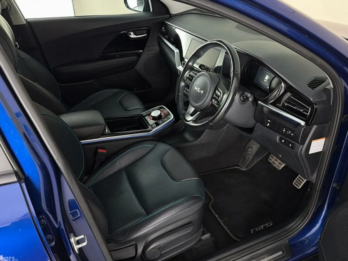 Kia Niro Hatchback, Electric, 2022, Blue