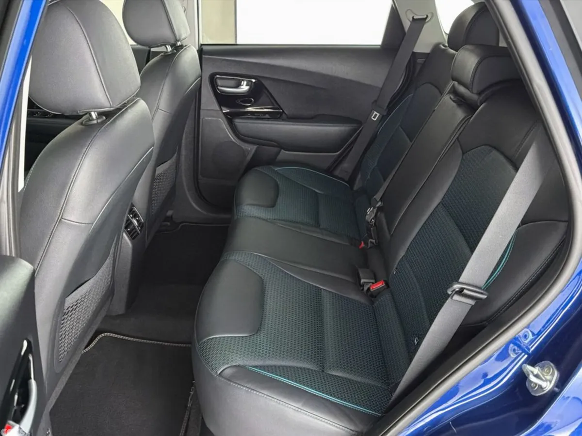 Kia Niro Hatchback, Electric, 2022, Blue