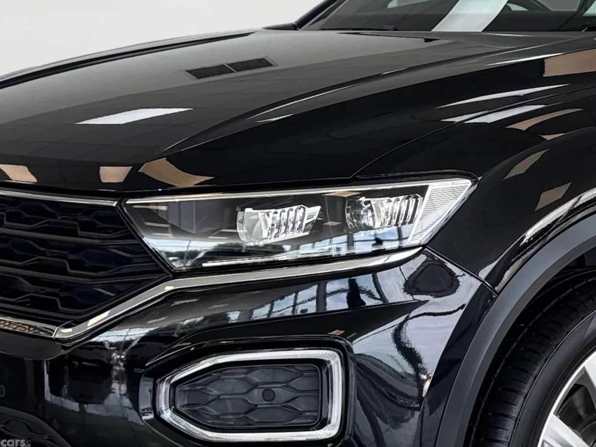 Volkswagen T-Roc SUV, Diesel, 2020, Black