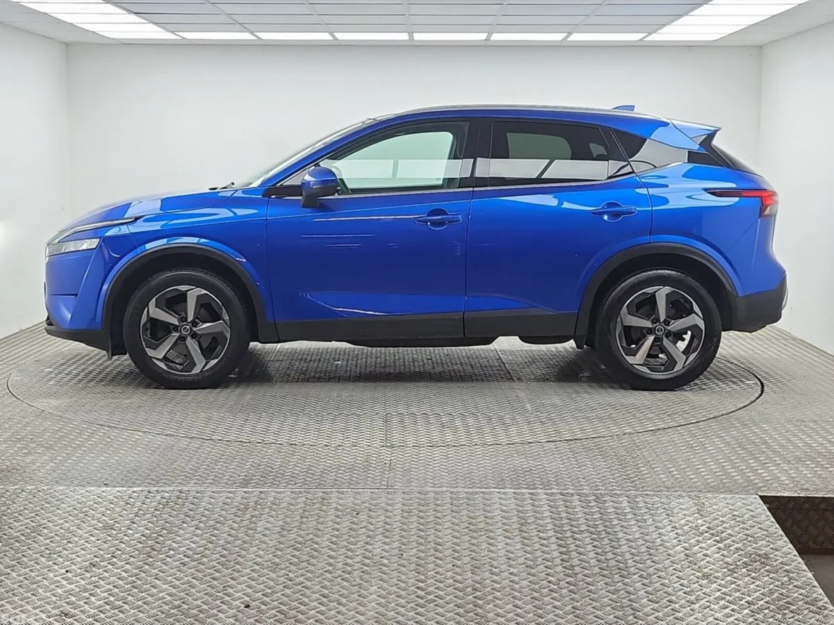 Nissan Qashqai MPV, Petrol, 2021, Blue