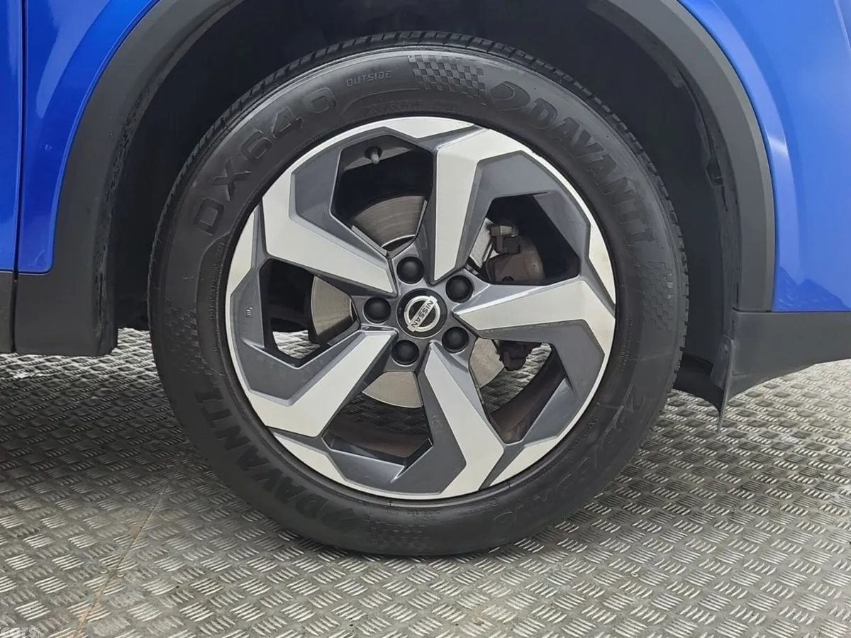 Nissan Qashqai MPV, Petrol, 2021, Blue