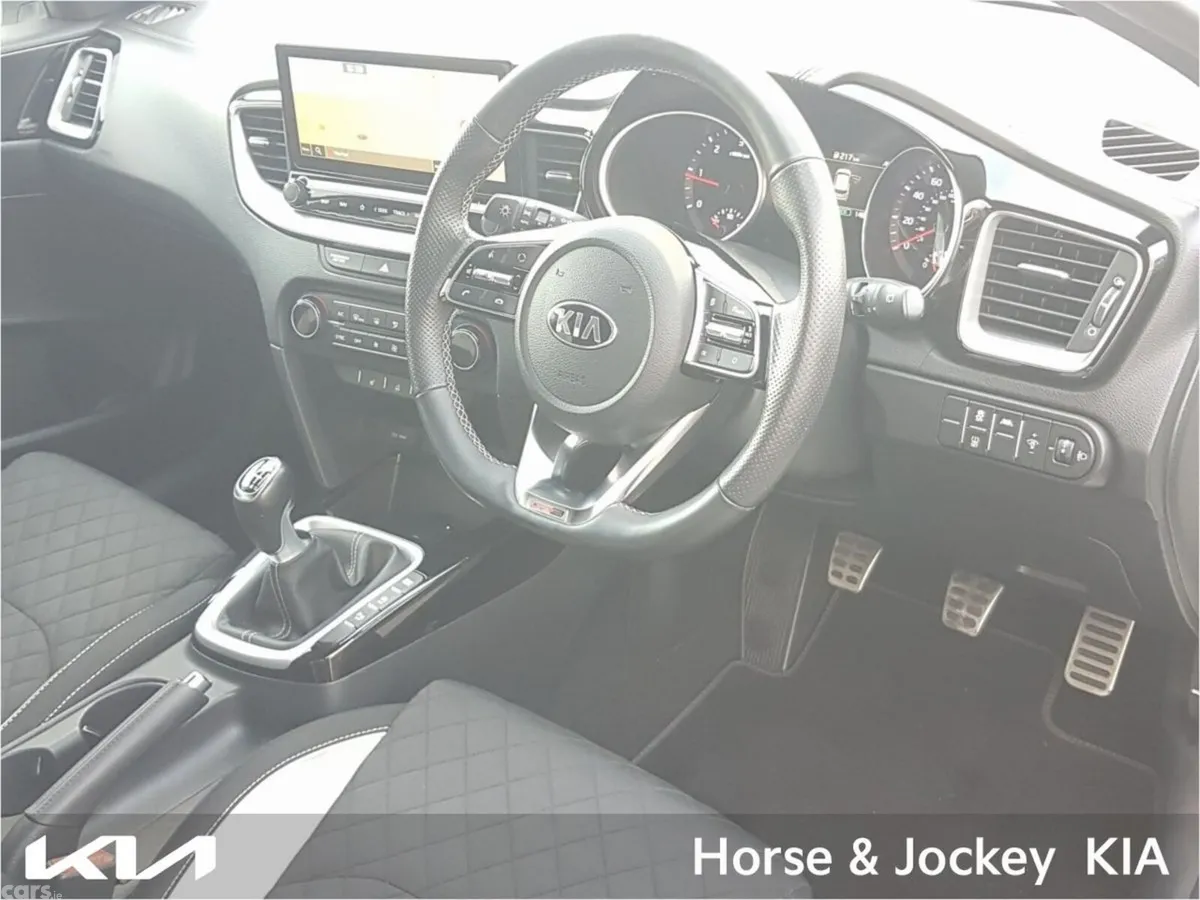 Kia Ceed Hatchback, Diesel, 2021, White