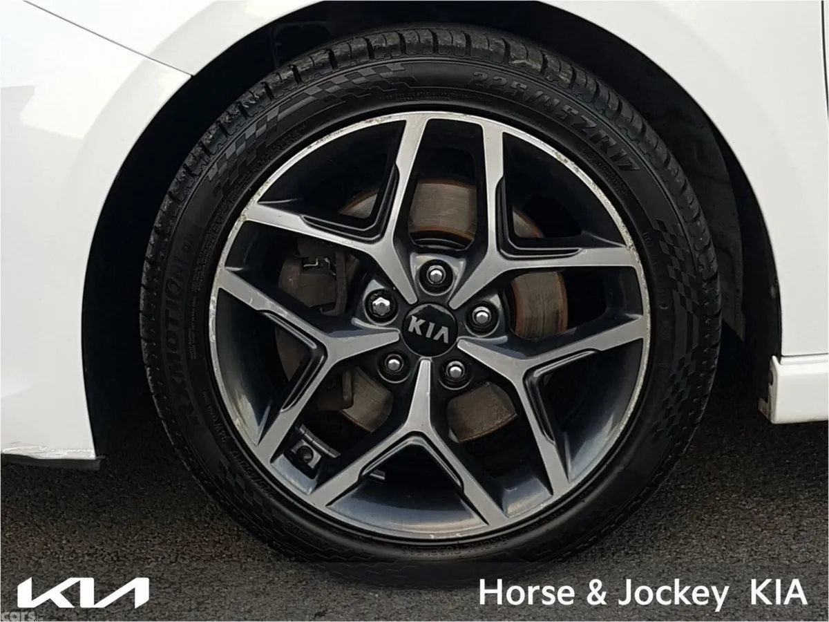 Kia Ceed Hatchback, Diesel, 2021, White
