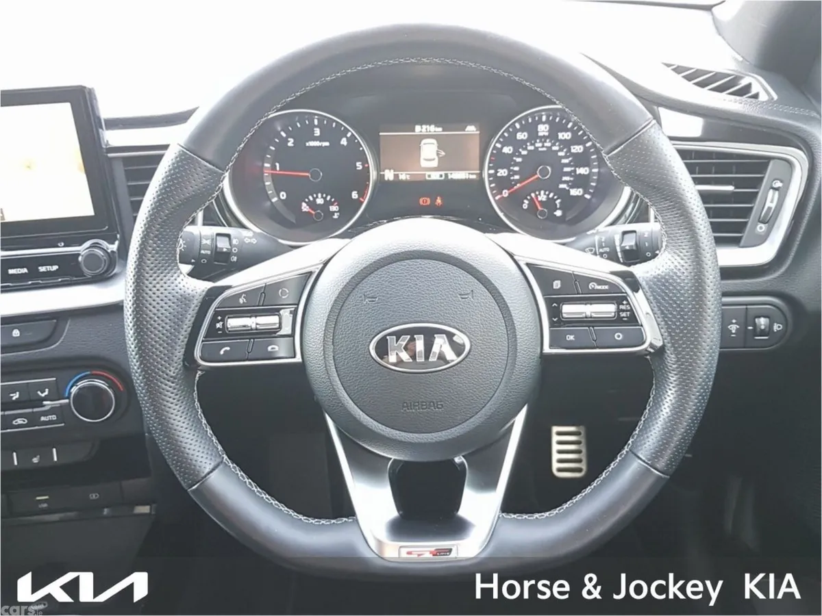 Kia Ceed Hatchback, Diesel, 2021, White