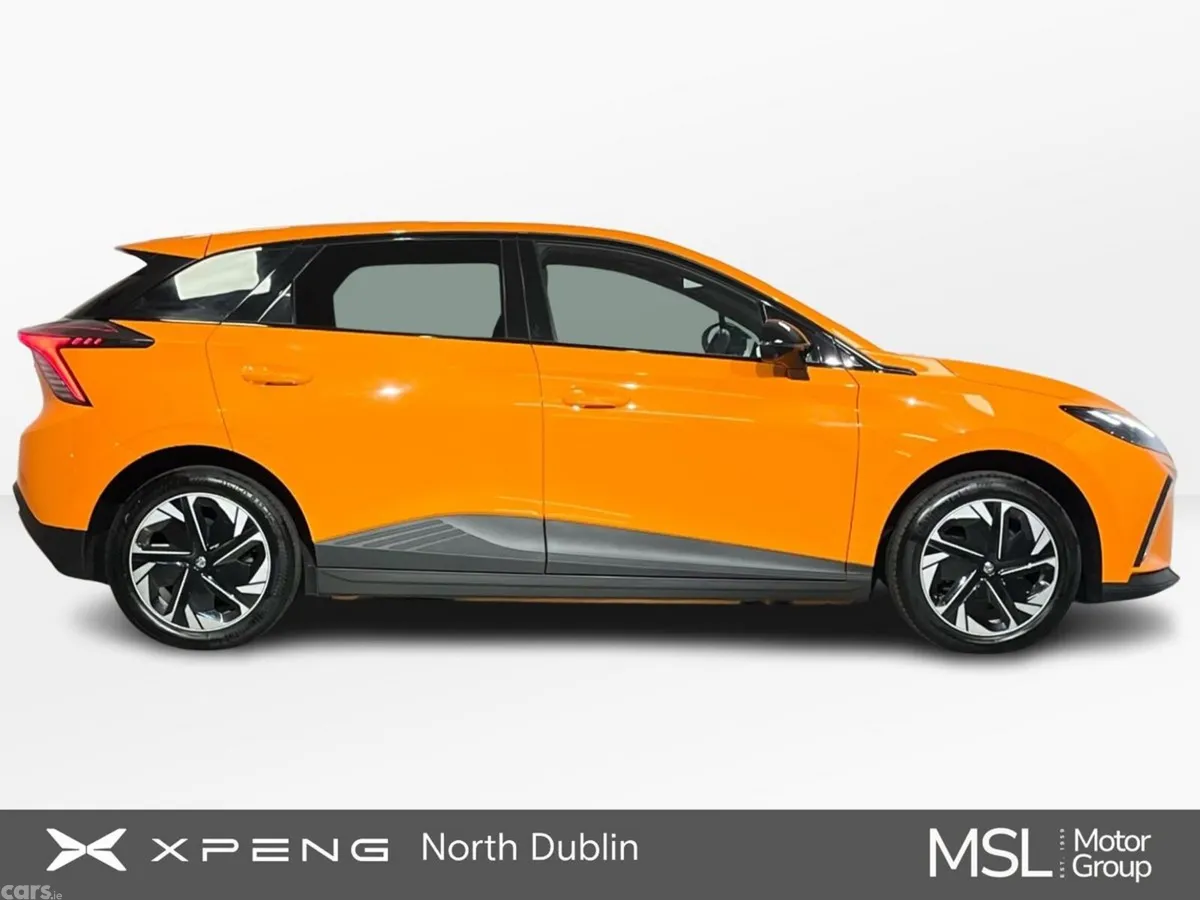 MG MG4 Hatchback, Electric, 2023, Orange