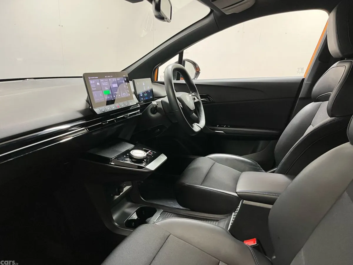 MG MG4 Hatchback, Electric, 2023, Orange