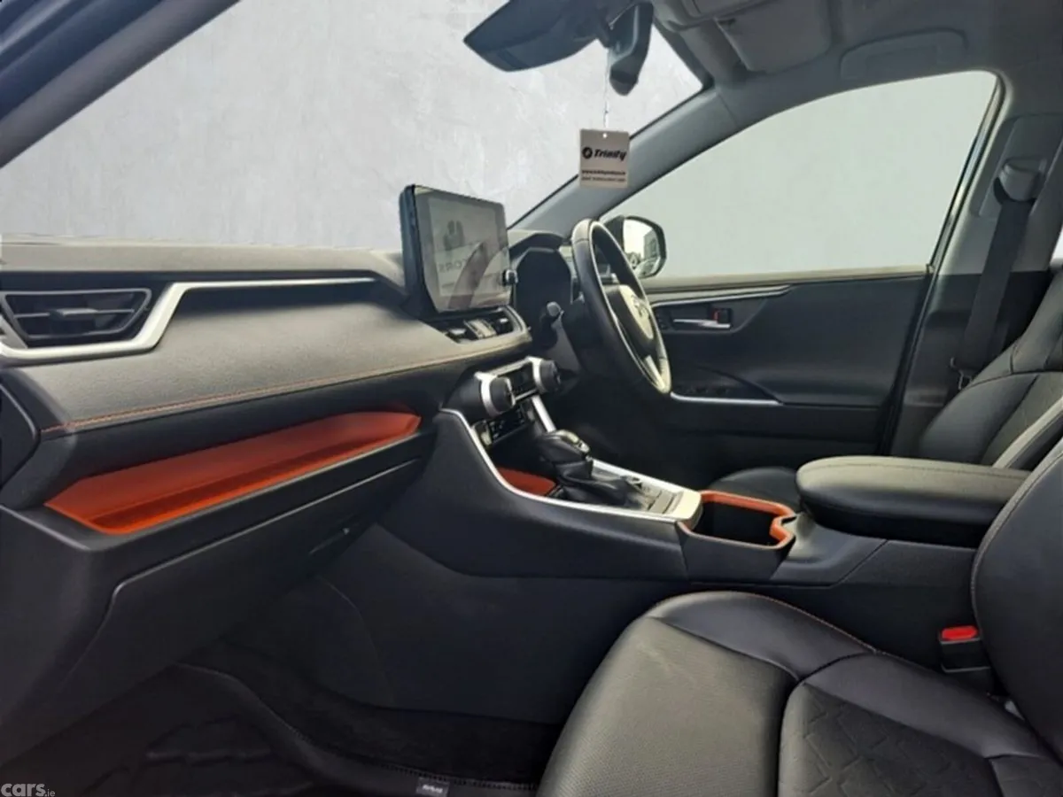 Toyota RAV4 SUV, Petrol Hybrid, 2023, Black