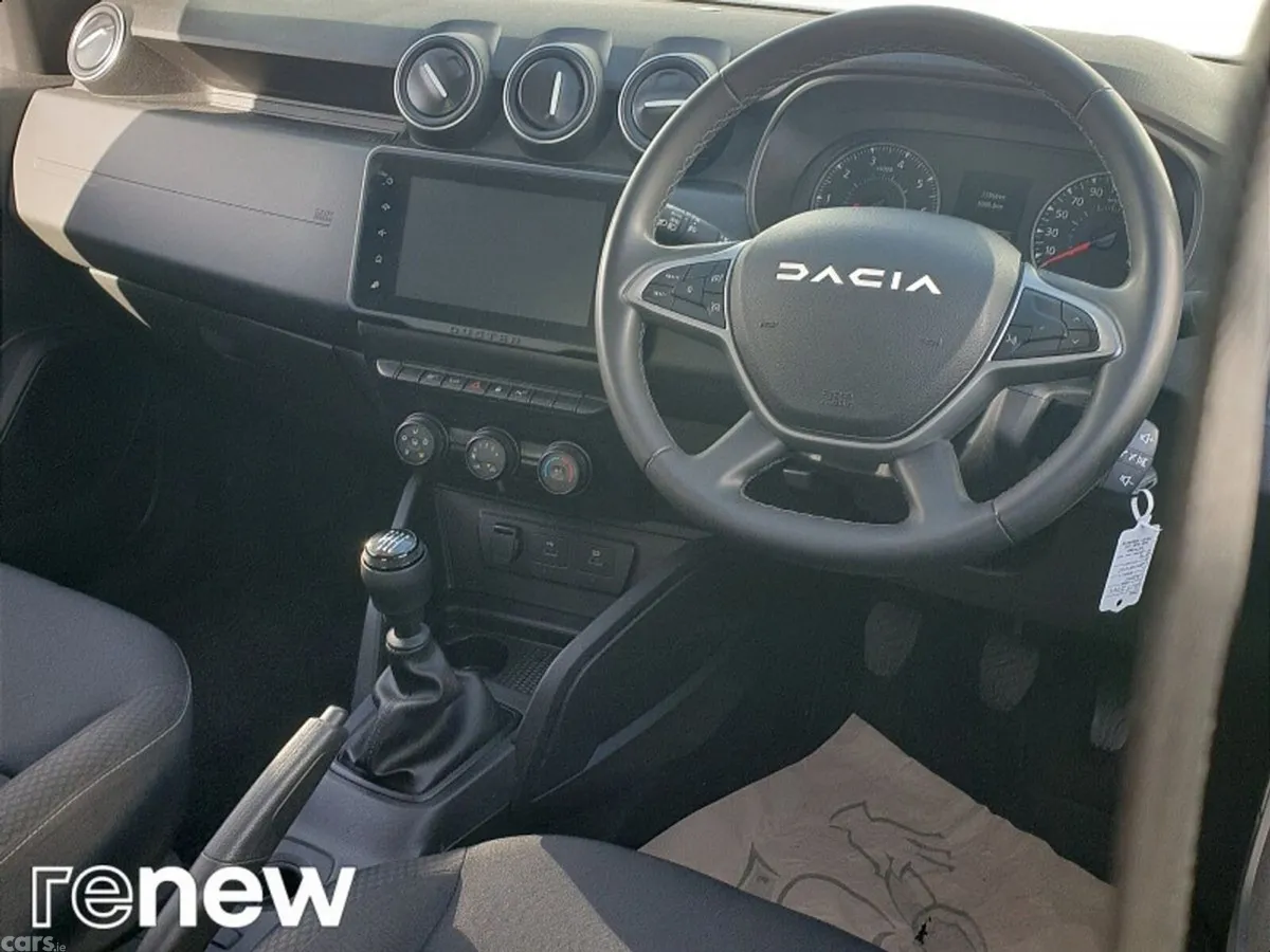 Dacia Duster SUV, Diesel, 2024, Grey