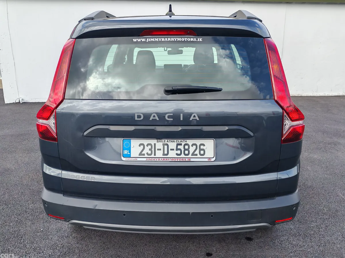 Dacia Jogger Estate/Jeep, Petrol, 2023, Grey