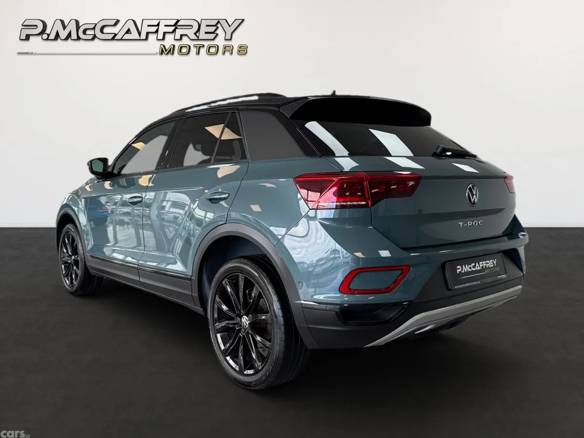Volkswagen T-Roc SUV, Diesel, 2024, Green