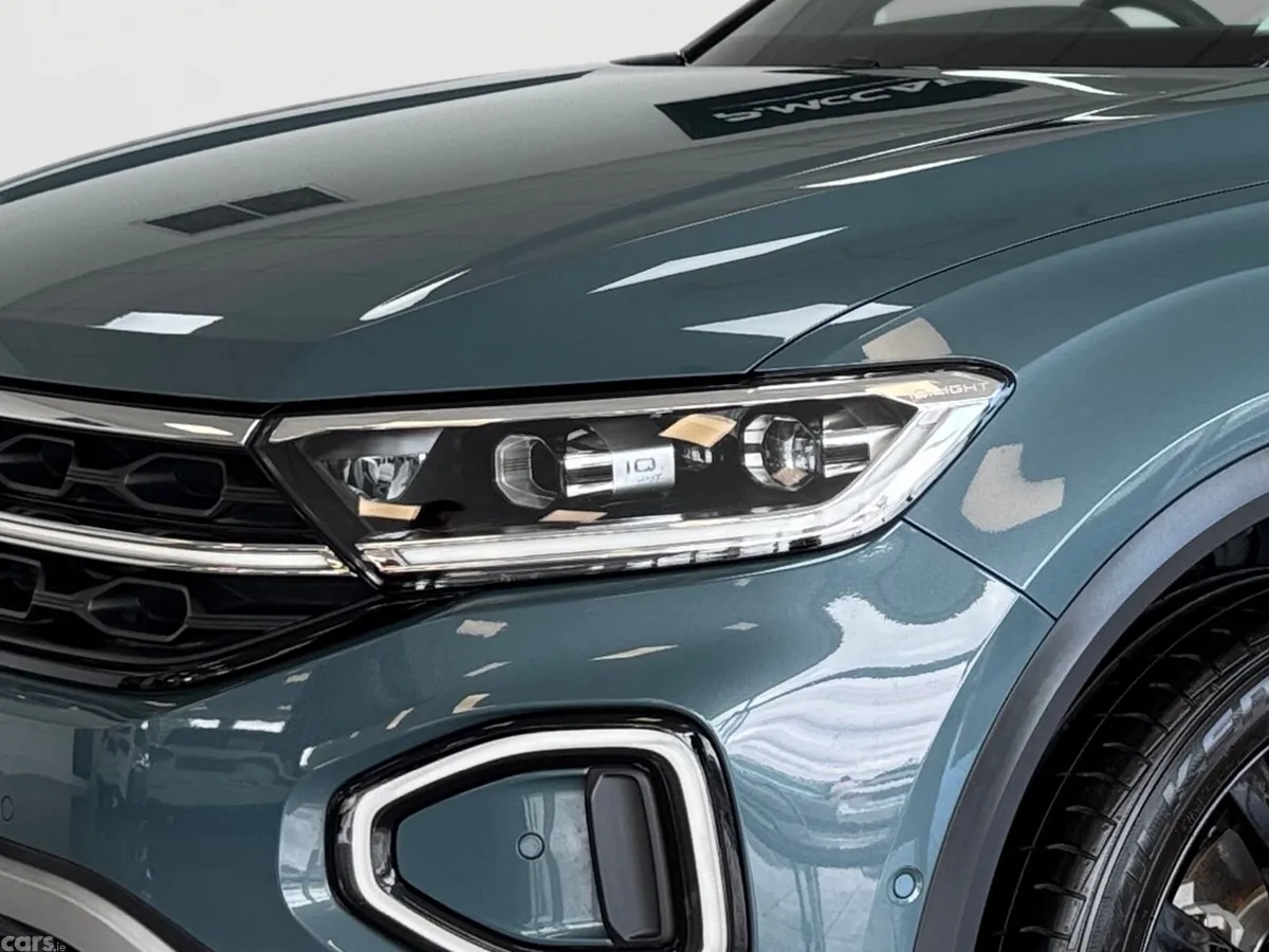 Volkswagen T-Roc SUV, Diesel, 2024, Green