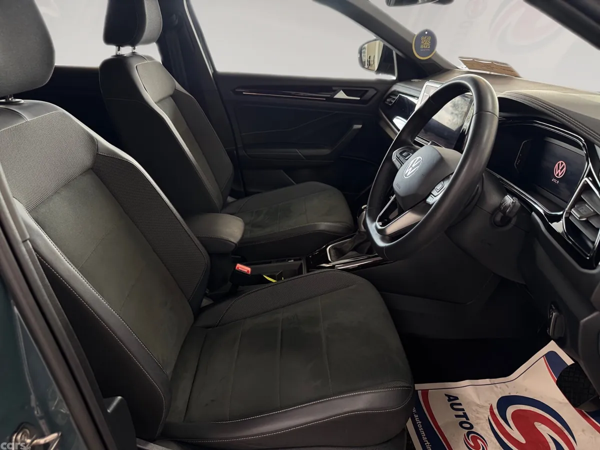 Volkswagen T-Roc SUV, Diesel, 2024, Green