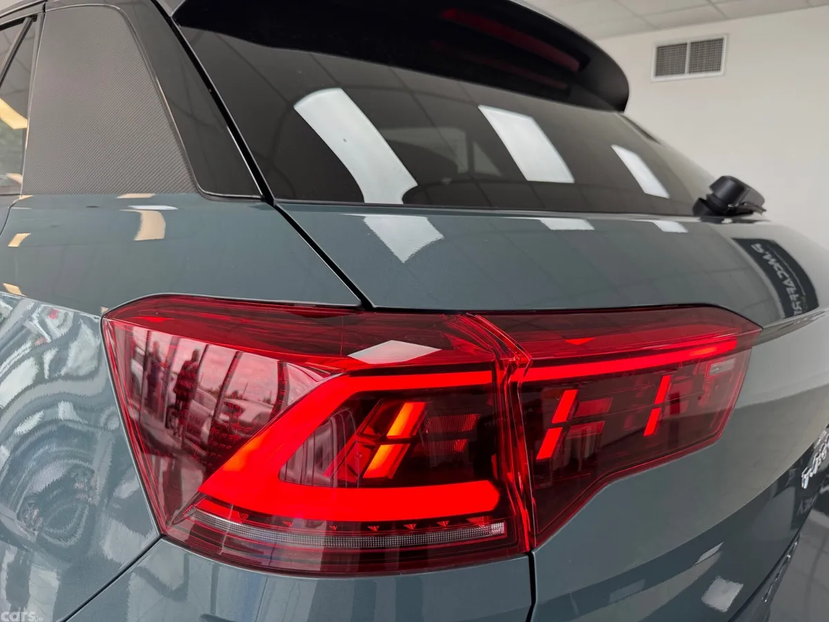Volkswagen T-Roc SUV, Diesel, 2024, Green