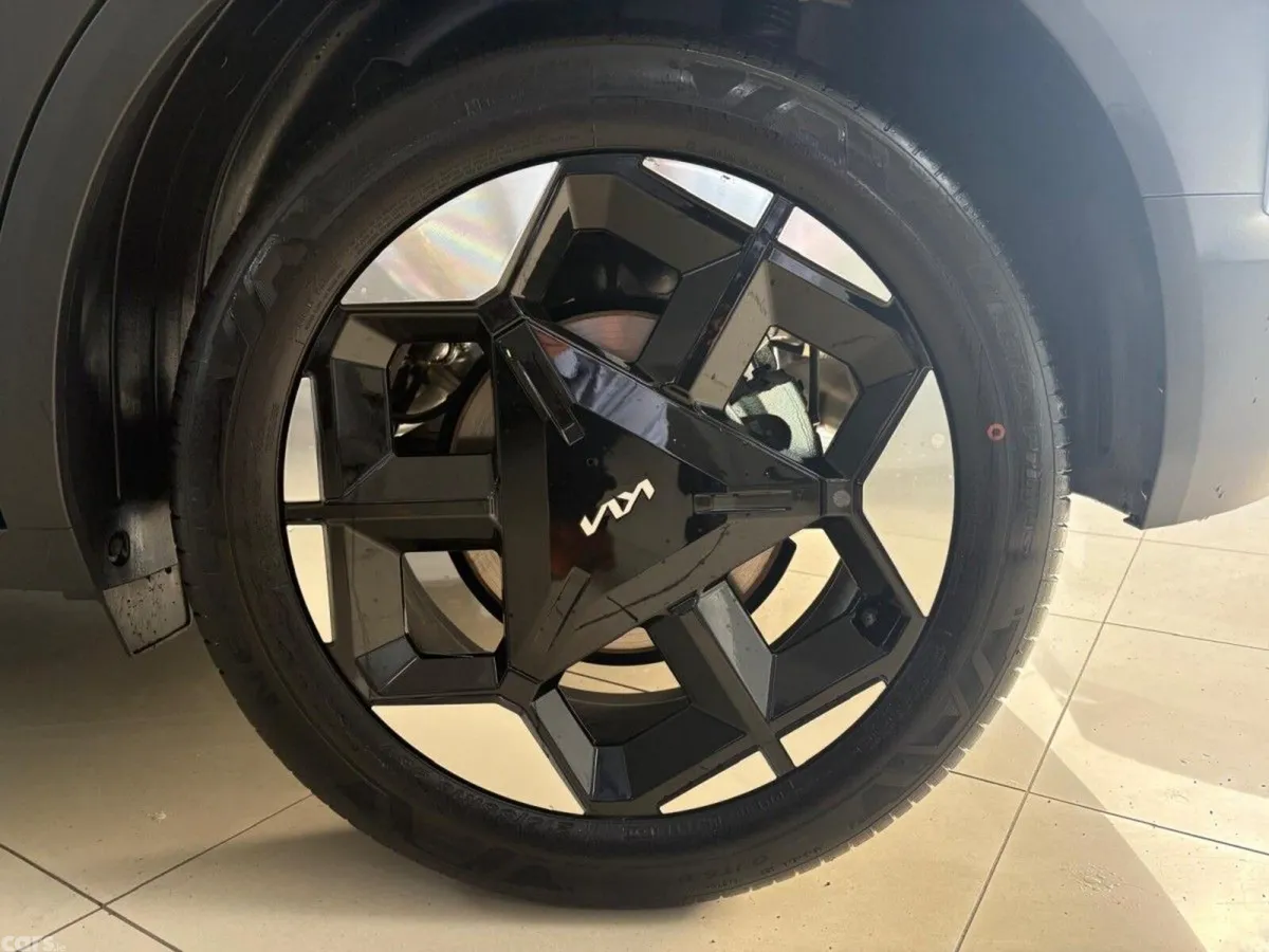 Kia Seltos SUV, Petrol Hybrid, 2027, Blue