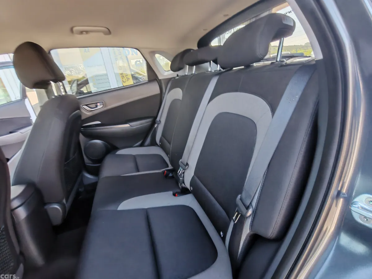 Hyundai KONA MPV, Petrol, 2018, Grey